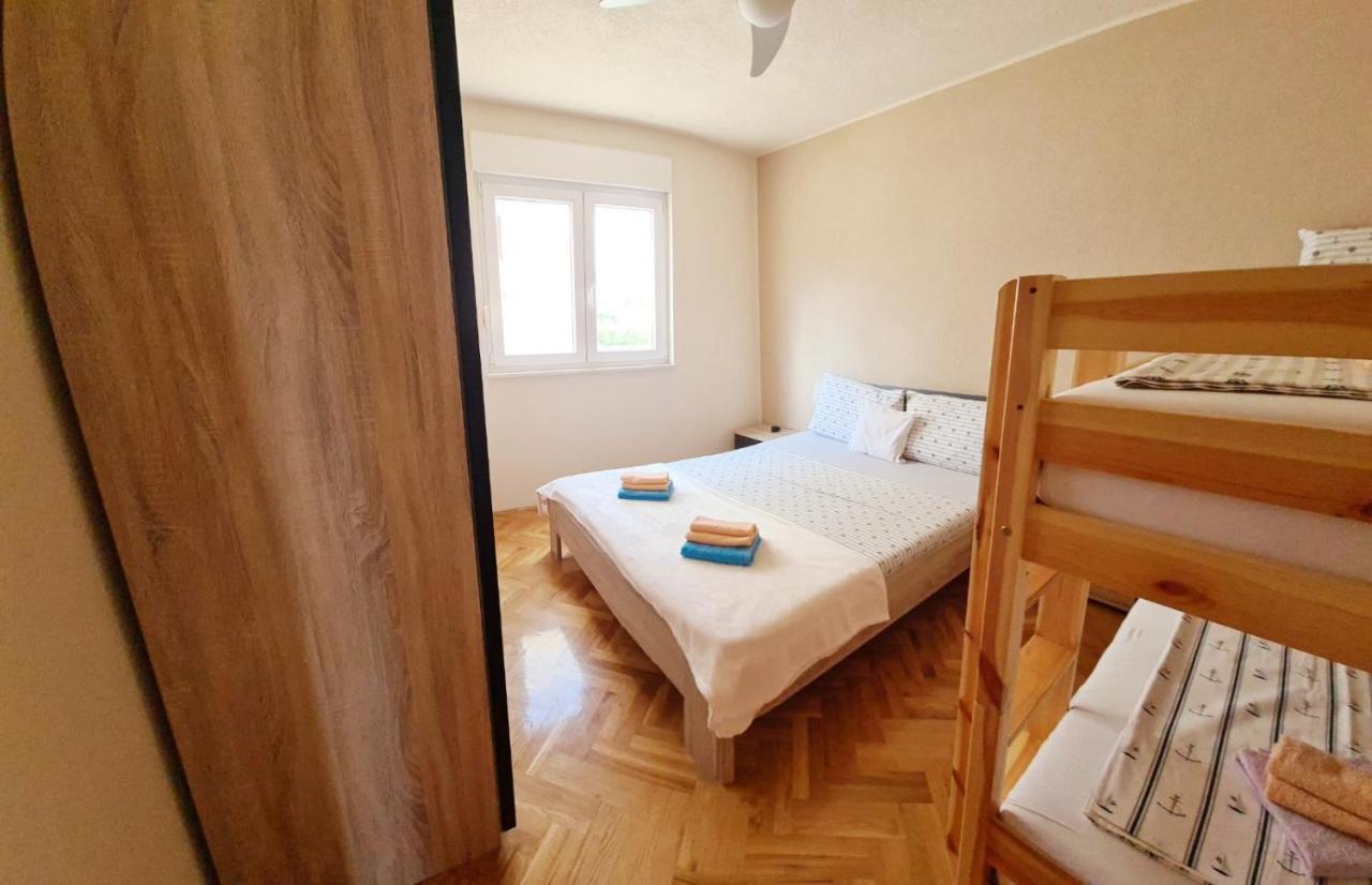 Apartments Naomi And Marsel 特罗吉尔 外观 照片