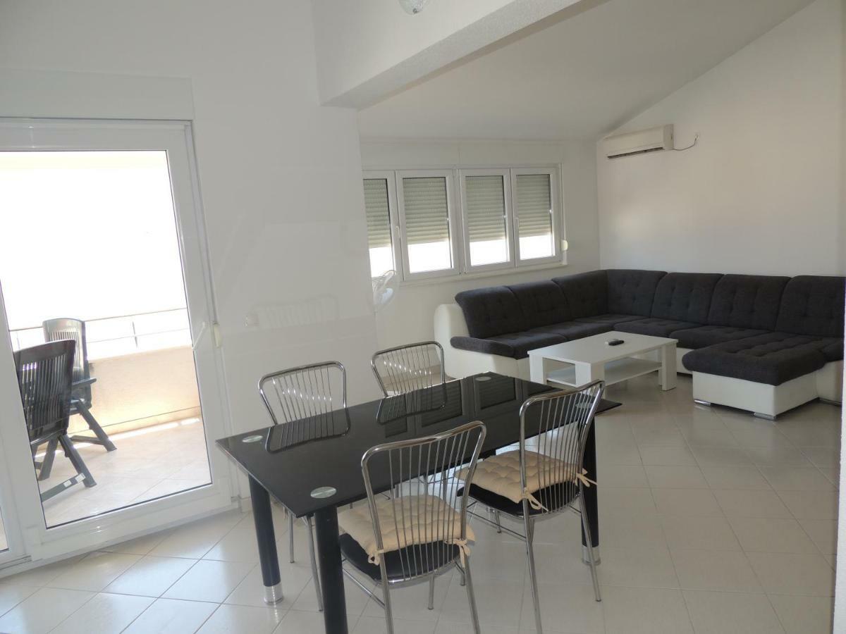 Apartments Naomi And Marsel 特罗吉尔 外观 照片